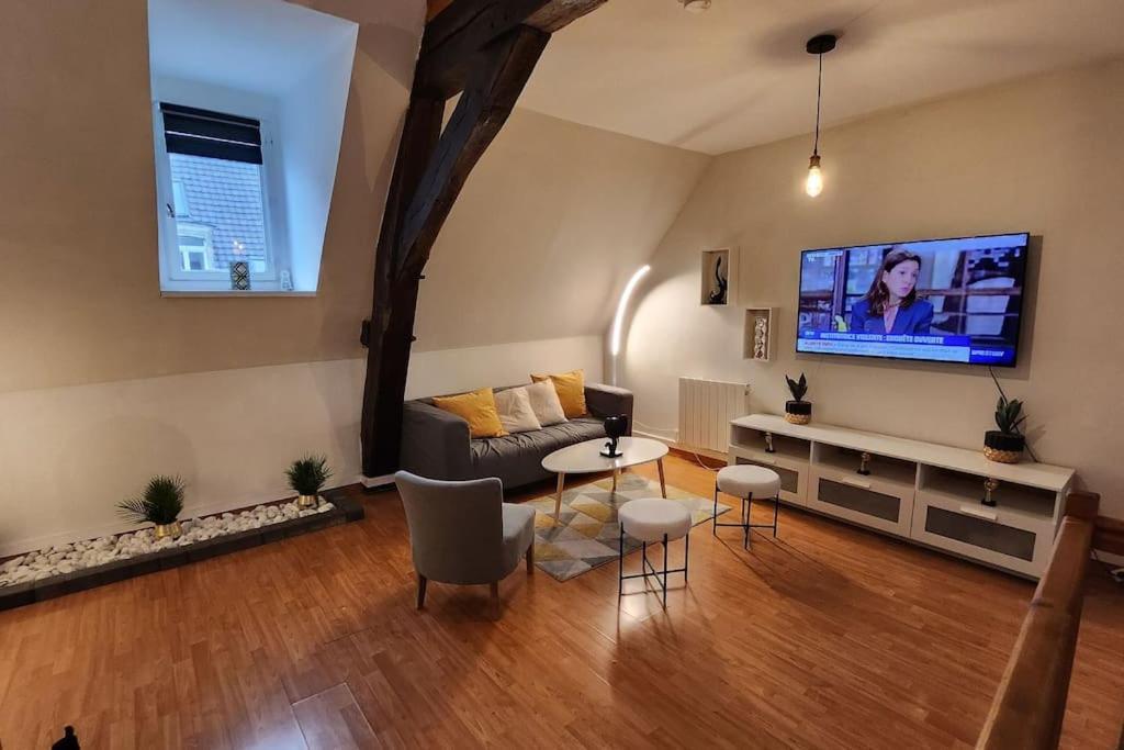 شقة Grand Duplex Du Beffroi دويه المظهر الخارجي الصورة